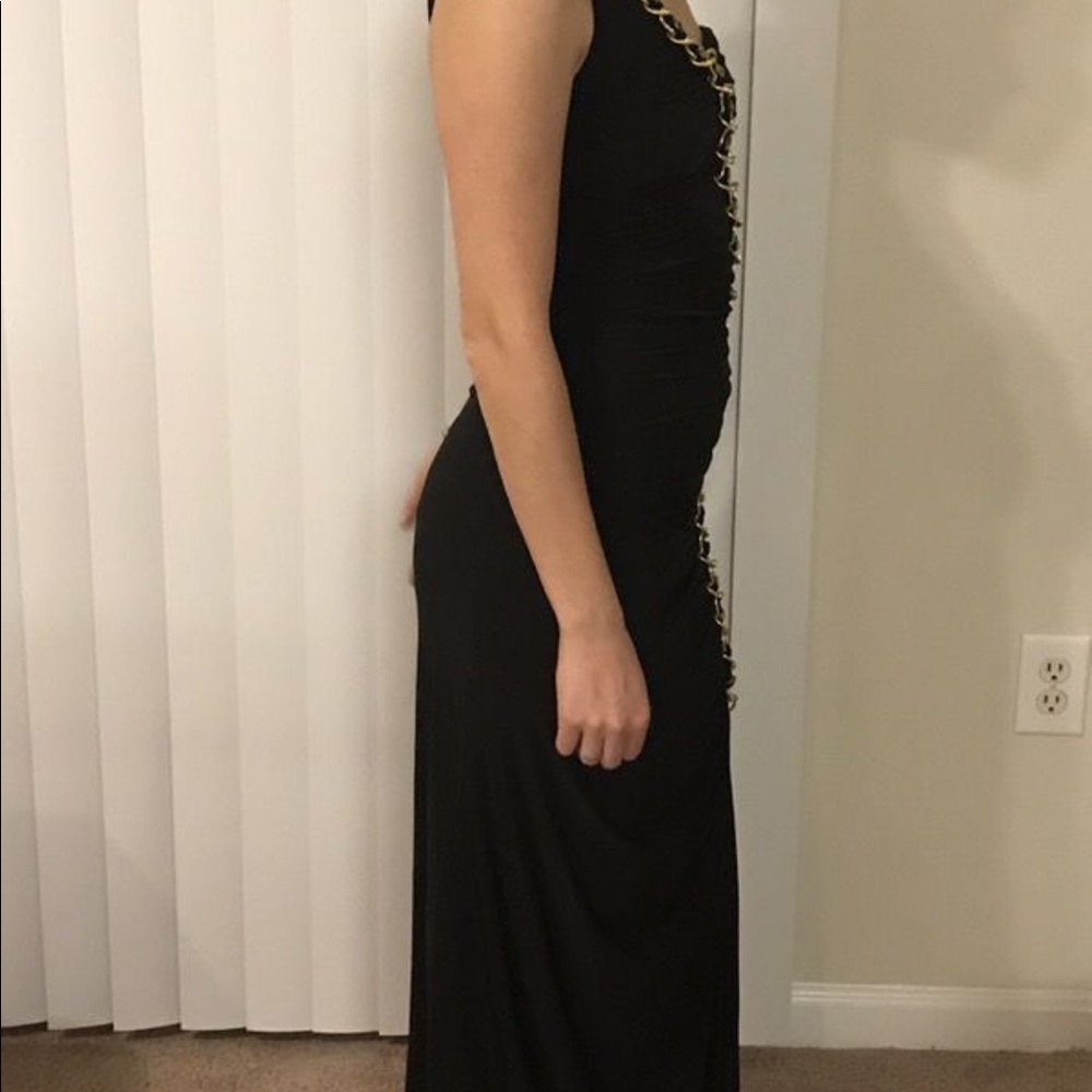 Prom dress - Picture 2 of 5